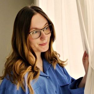 Meet your Posher, Yana